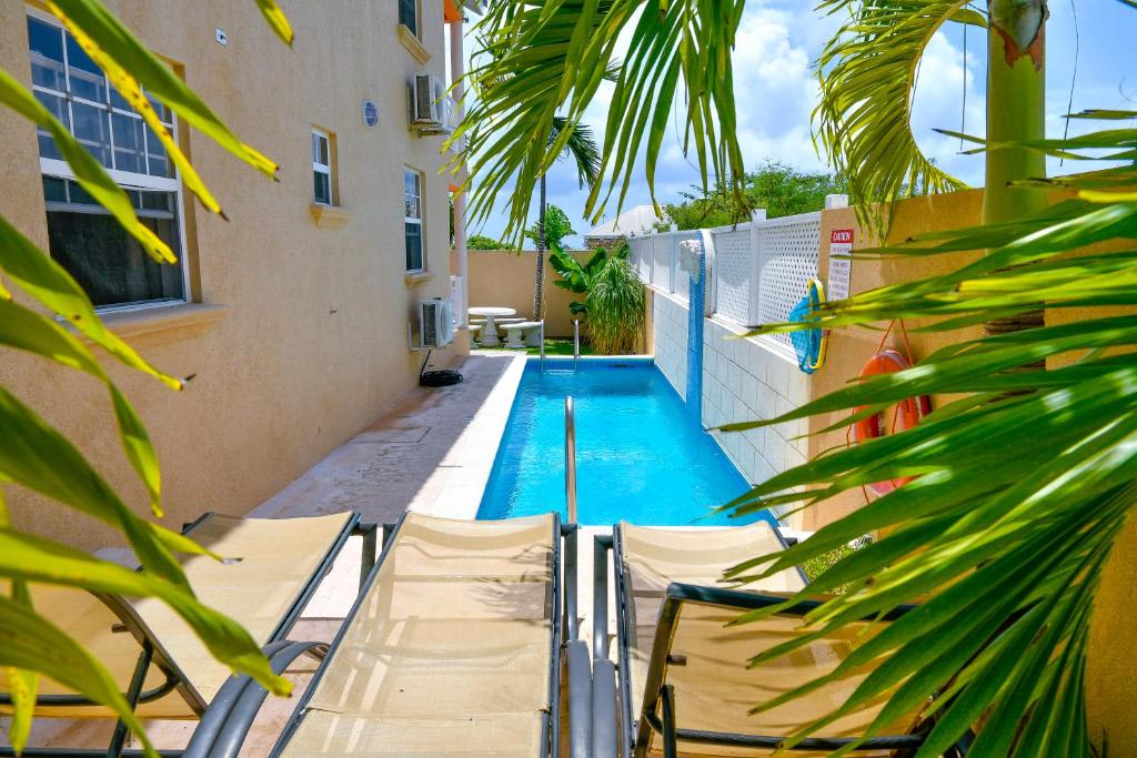 Best E Villas - Providence